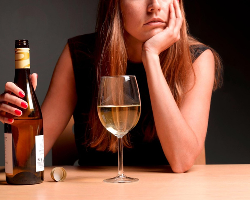 Анонимное лечение женского алкоголизма в Пудоже